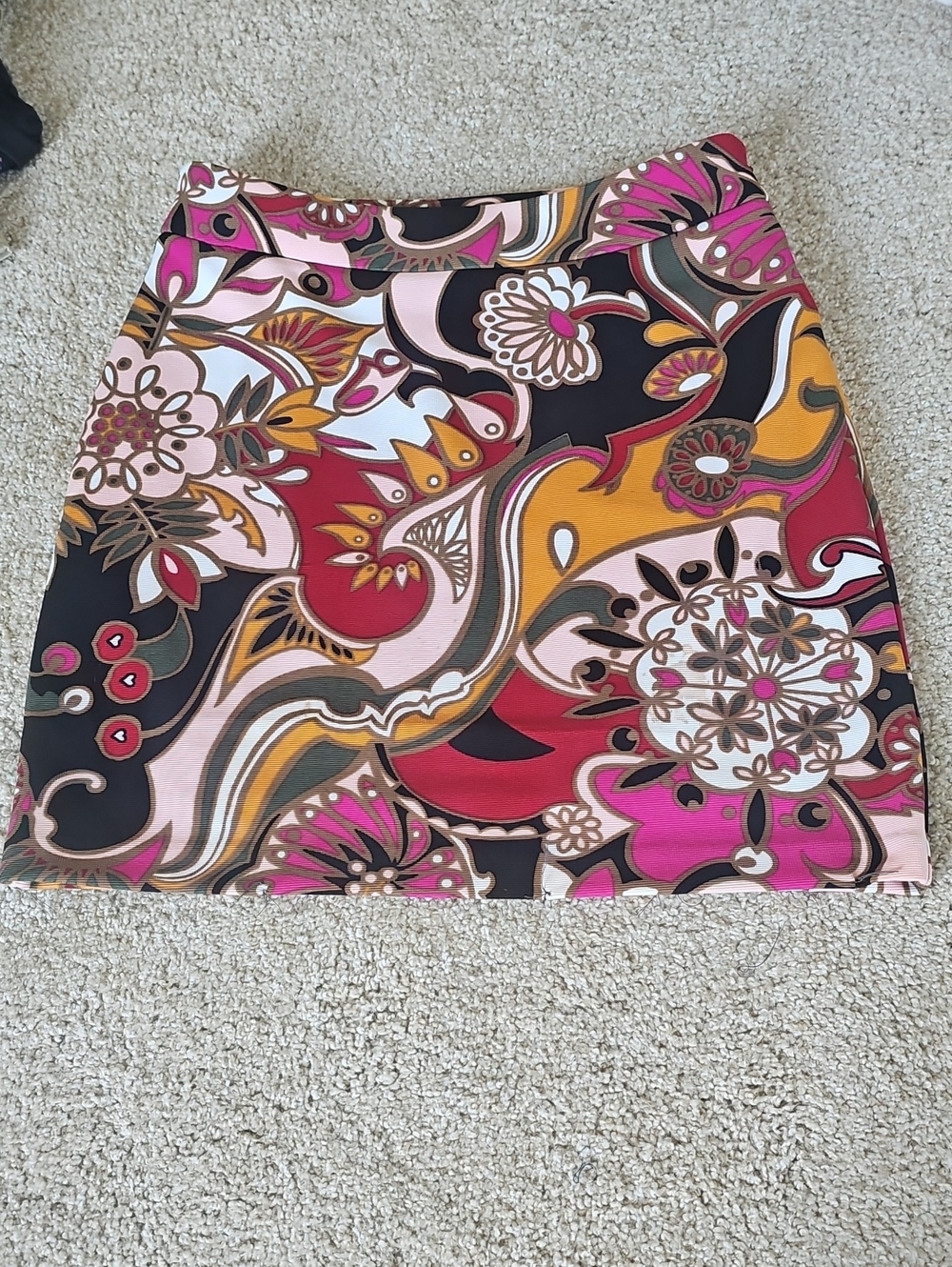 Women’s Bold Floral Print Mini Skirt in Pink, Black & Gold